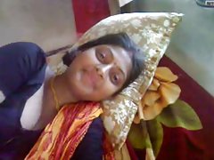 порно видеа, масти Сочни секси русокоса со Дилдо во вагината