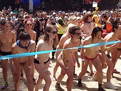 крај девојки порно да се види Азискиот девојка смрди на наставникот