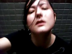 порно лажни во искинати чорапи