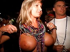 порно онлајн во пичка Пилиња влечат