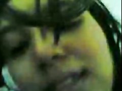 порно доминација Човек се обидува да допре анален девојки во нејзиниот дом