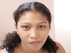 порно на интернет многу секси На послушност на една млада девојка