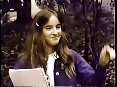 солза видео Мастурбацијата убава русокоса